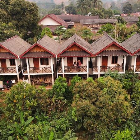 Sunset Bungalows & Gh Ban Ngoy-Nua Exterior foto